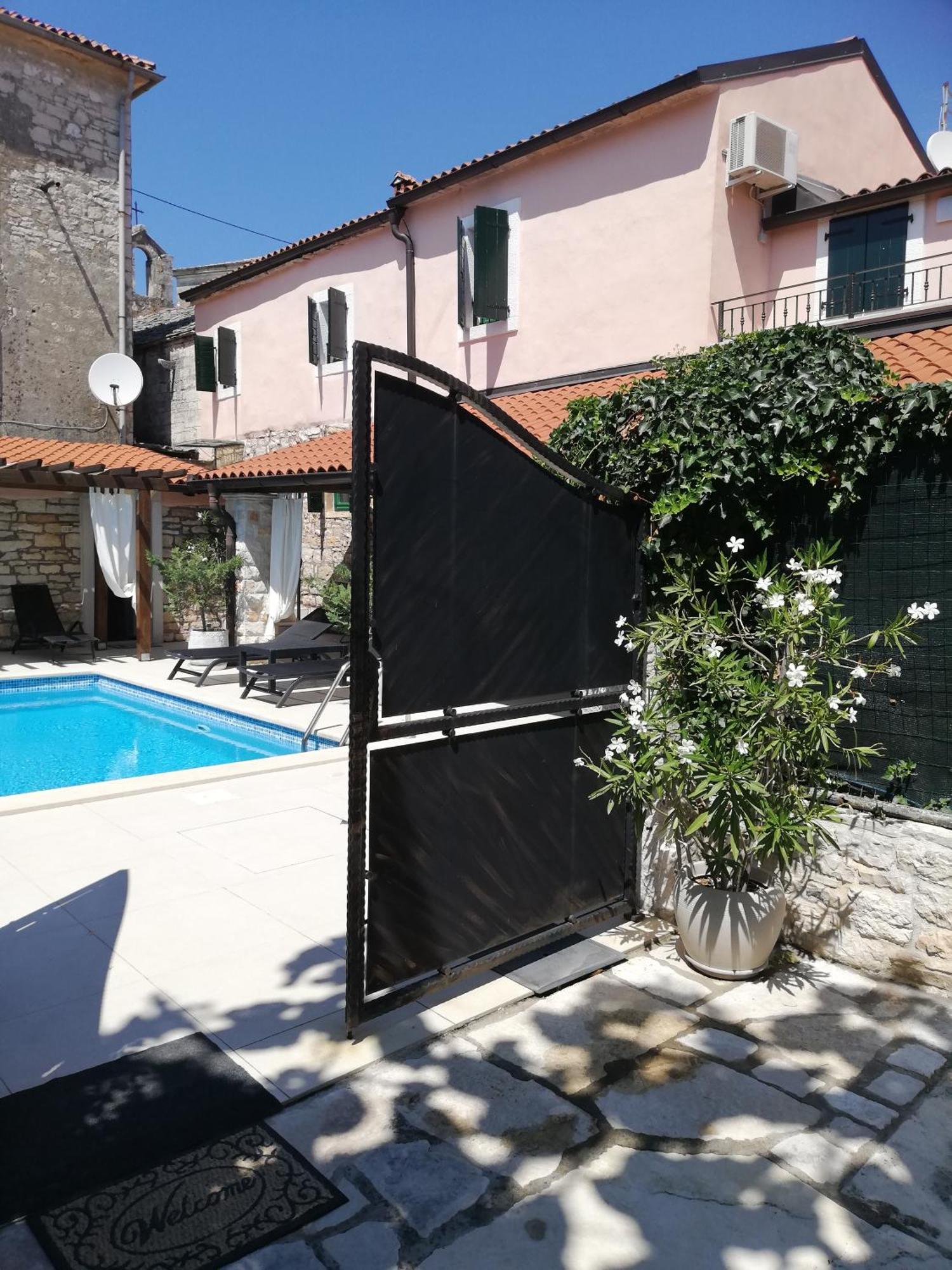 Lory Villa Sveti Lovrec Pazenaticki Ngoại thất bức ảnh