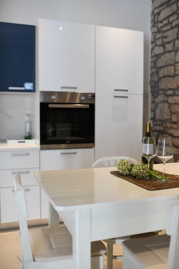 Lory Villa Sveti Lovrec Pazenaticki Ngoại thất bức ảnh