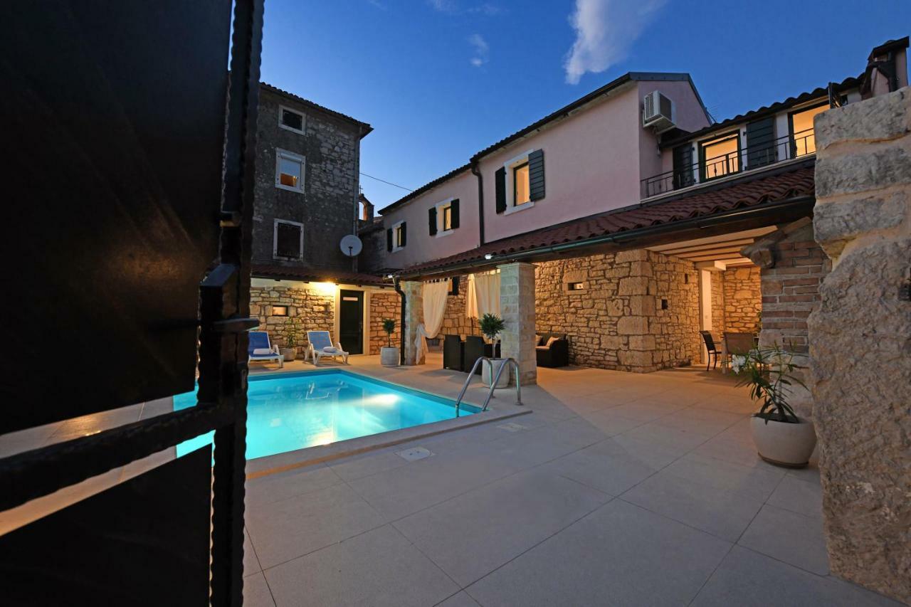 Lory Villa Sveti Lovrec Pazenaticki Ngoại thất bức ảnh